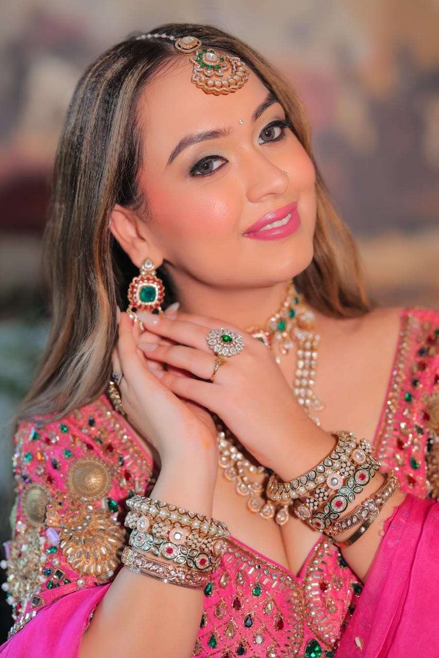 Sakshi Singh Makeovers portfolio