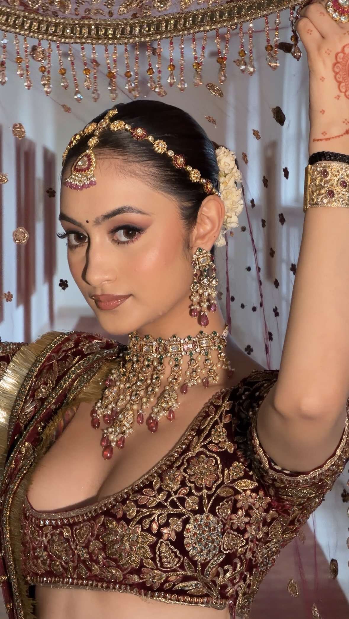 Looks By Meenakshi Makeup Artist portfolio